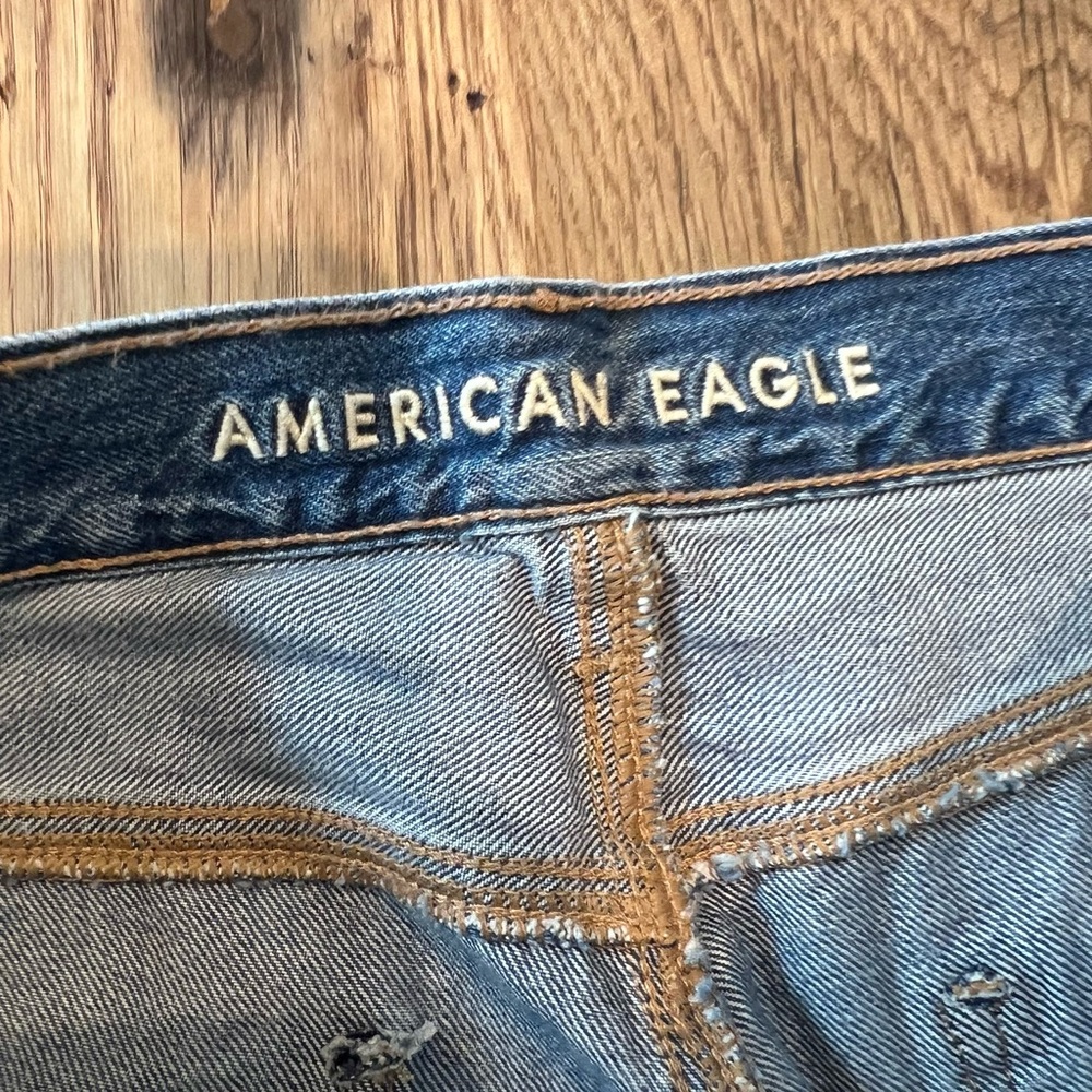 American Eagle Outfitters High Rise Blue Distressed Jeans - Picture 2 of 4